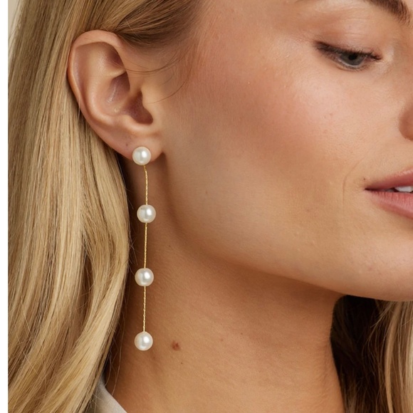 Earrings, Untamed Petals, Pearl Gold Drop Earrings, Luna - Picture 2 of 2